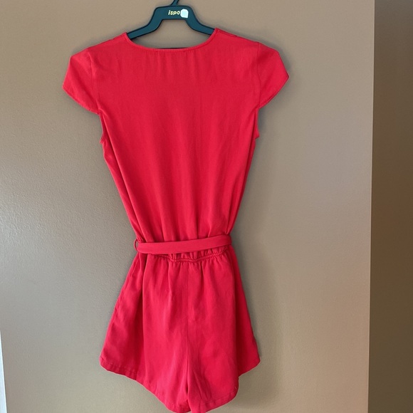 Dynamite ladies romper in gorgeous red color. Size extra small. - Picture 2 of 11